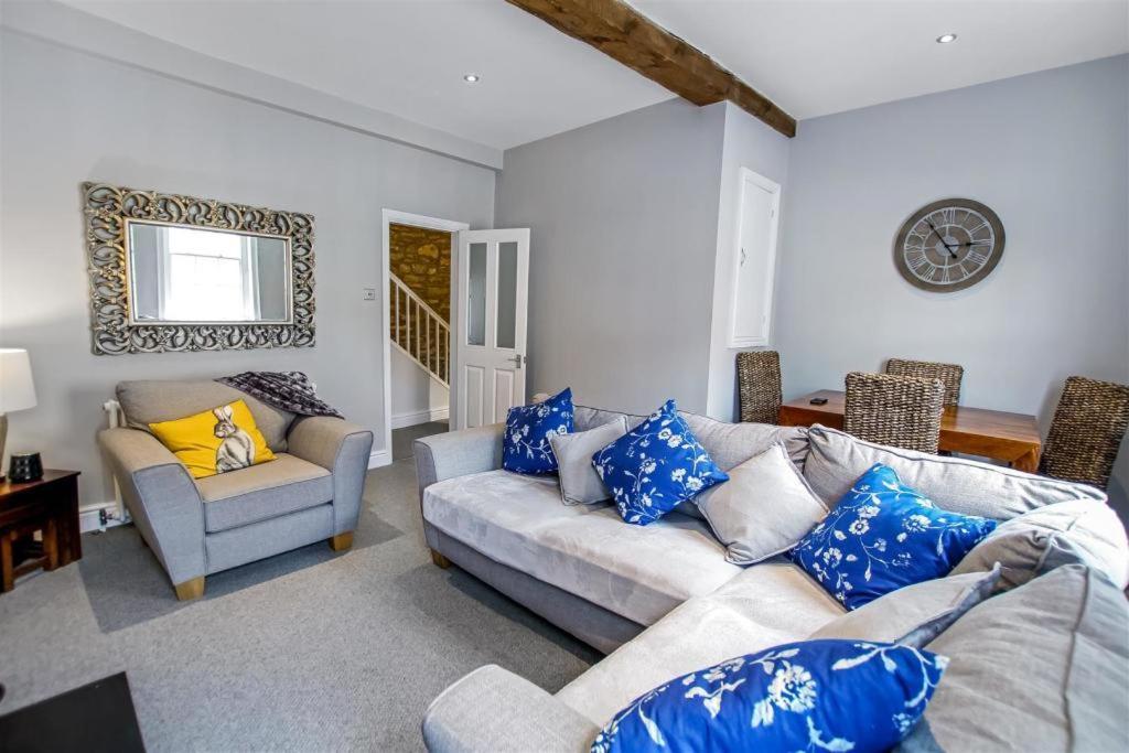 Comfy Dales Base On Market Place Of Historic Market Town Apartamento